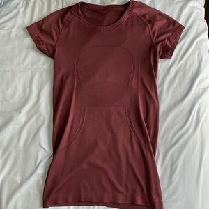 Lululemon Swiftly Tech short sleeve top